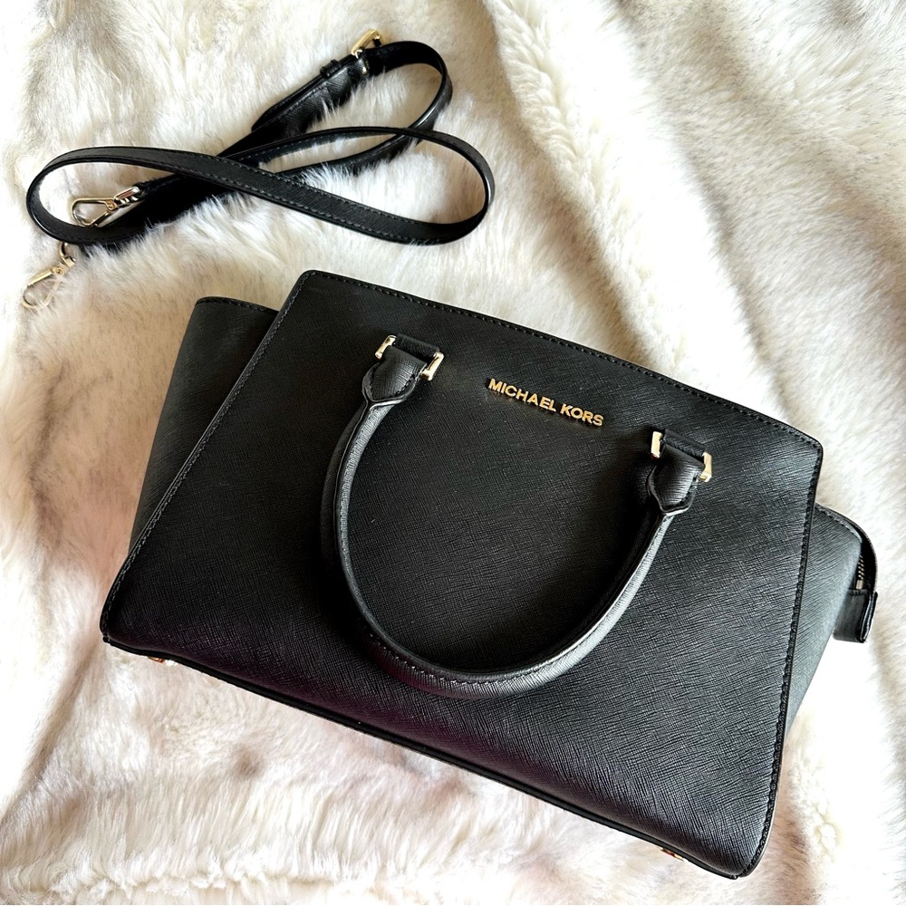 Michael Kors Women's Black Selma Medium Top-Zip Satchel